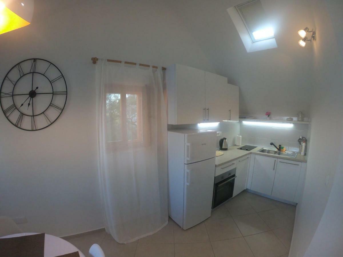 Apartment Vesna Primošten Eksteriør billede